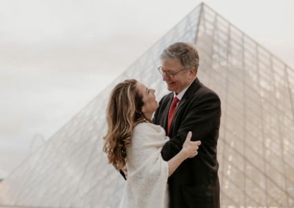 paris engagement photo session